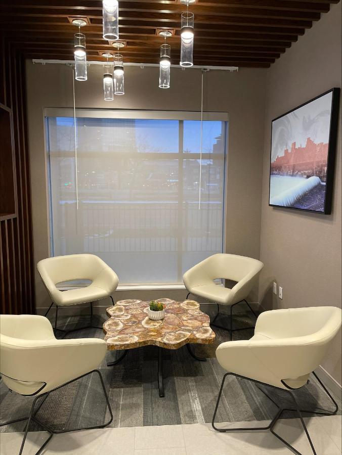 Cambria Hotel Minneapolis Downtown エクステリア 写真