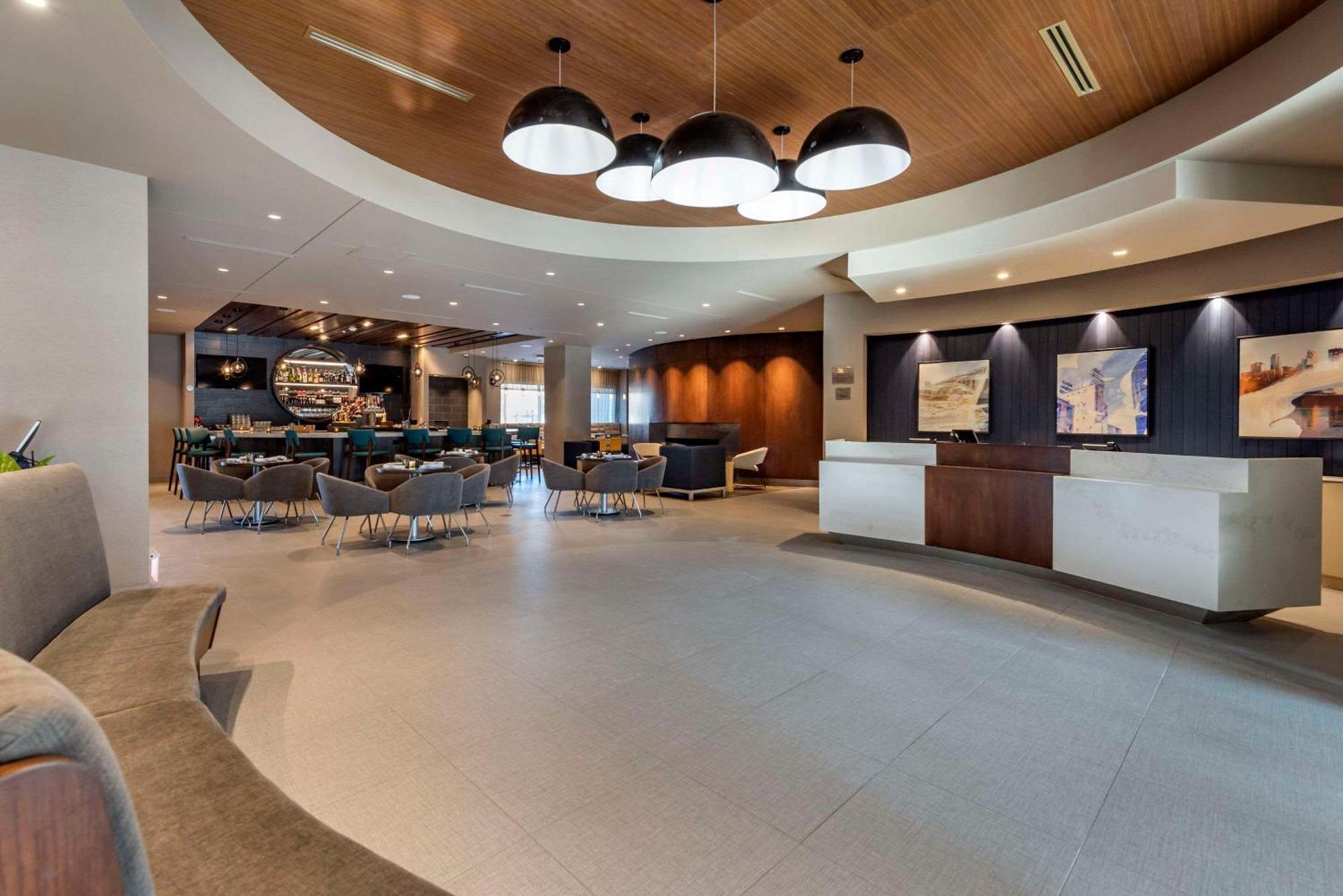 Cambria Hotel Minneapolis Downtown エクステリア 写真
