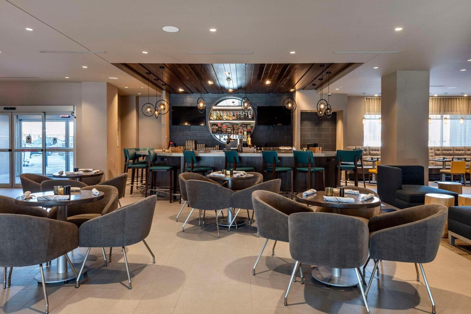 Cambria Hotel Minneapolis Downtown エクステリア 写真